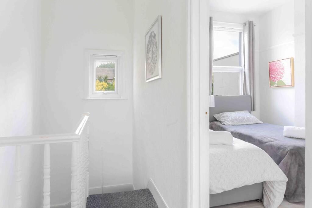 Contemporary 3 Bed House With Spacious Garden Close To Stratford Londra Exterior foto